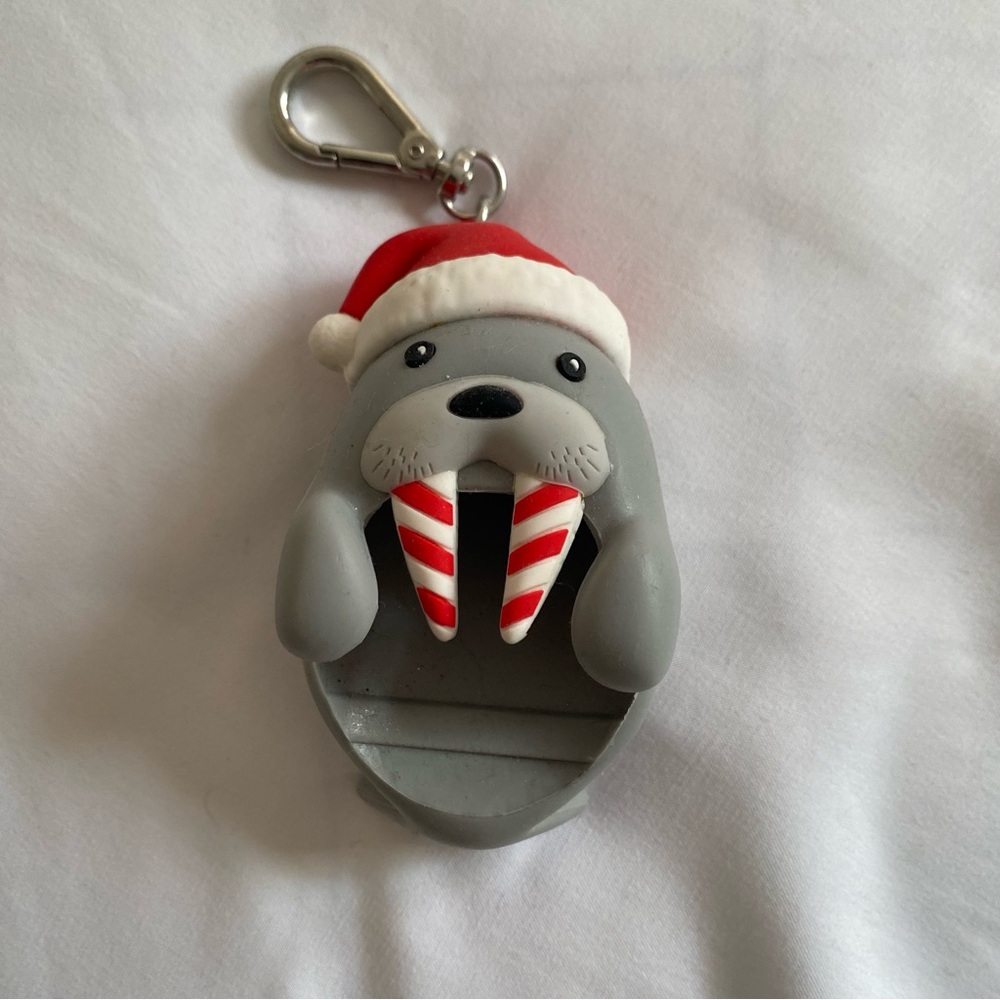 Bath & Body Works Walrus Holiday Pocketbac Holder